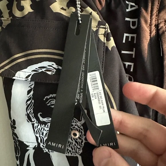 AMIRI Black Zig Zag Made in France Shorts - Picture 2 of 9